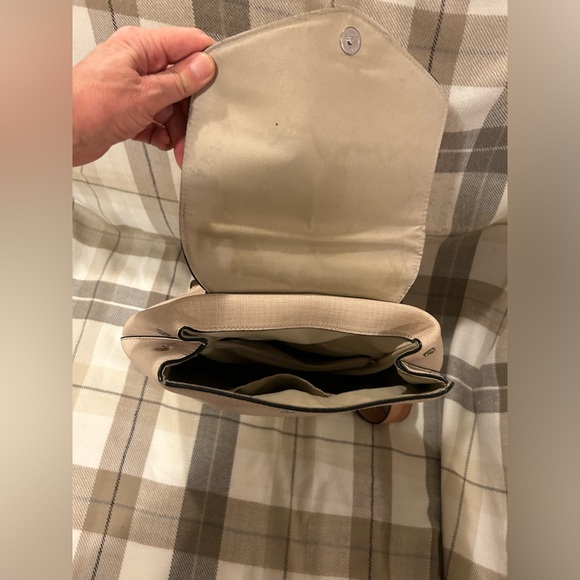 Caracol Vegan Backpack - Picture 9 of 12